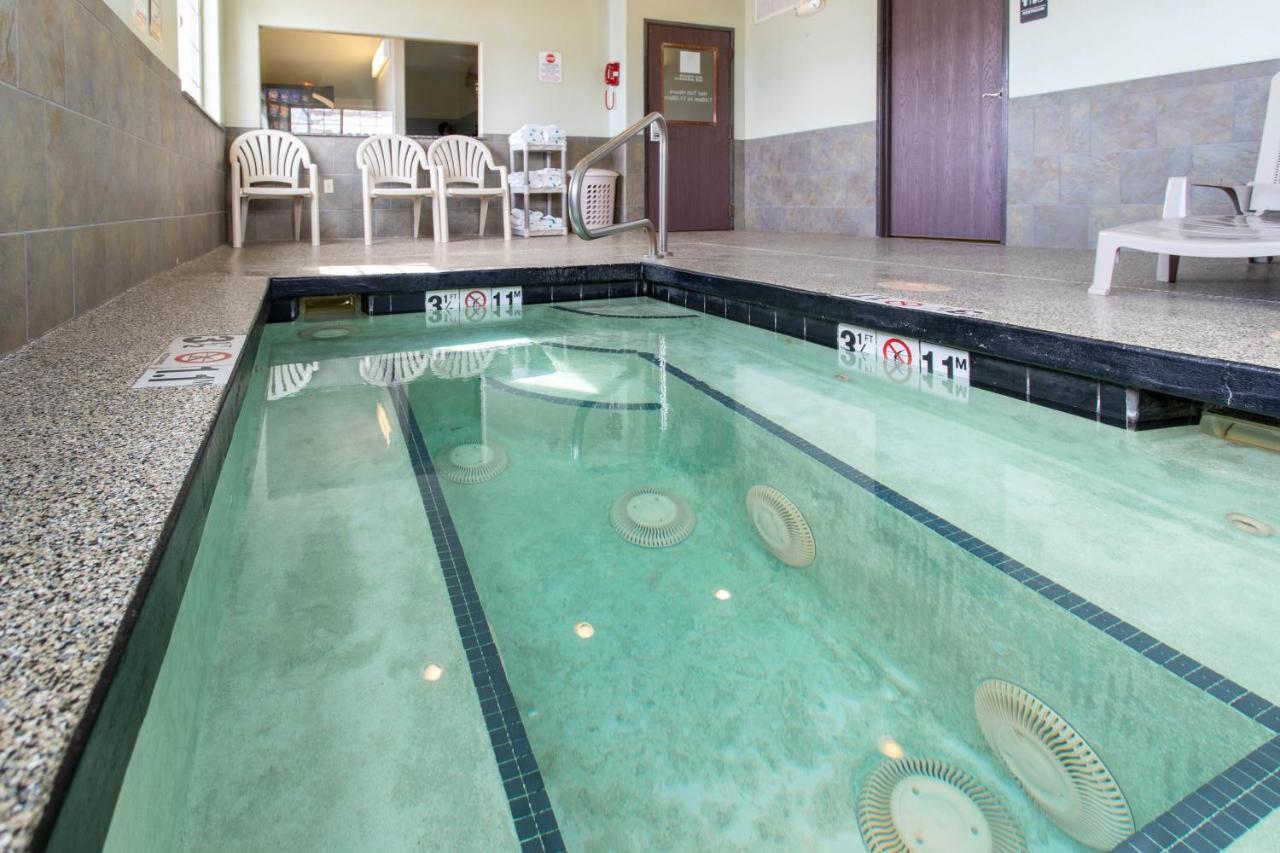 North Park Inn & Suites Walden Ngoại thất bức ảnh
